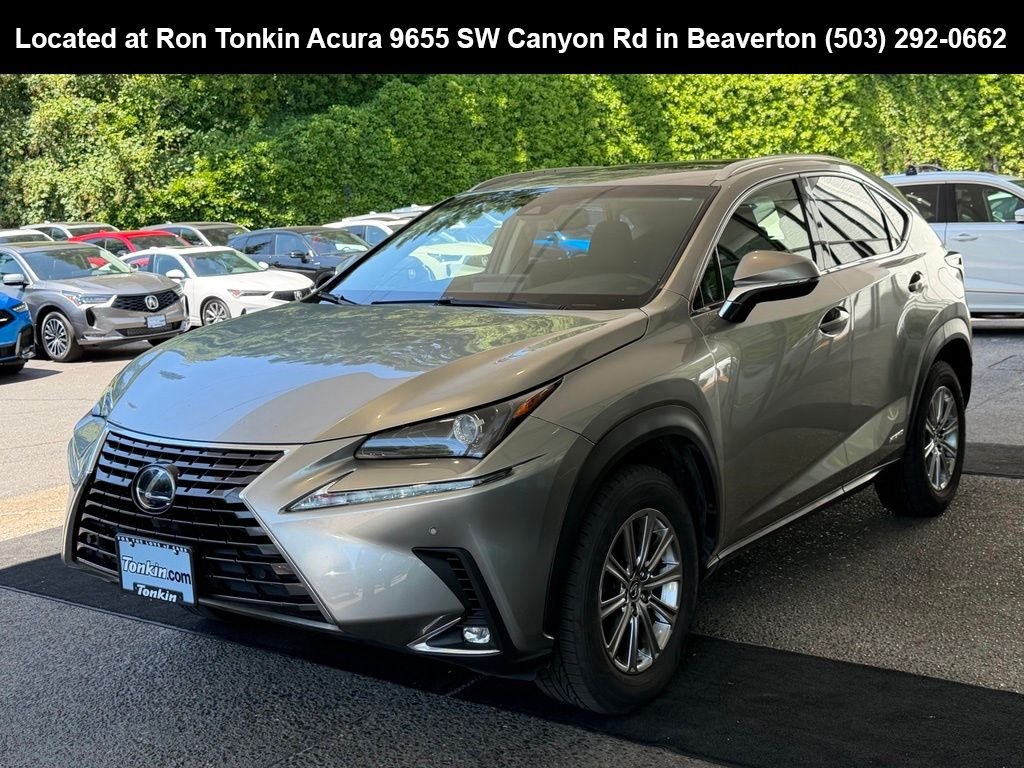 Used 2019 Atomic Silver Lexus 300h image 4
