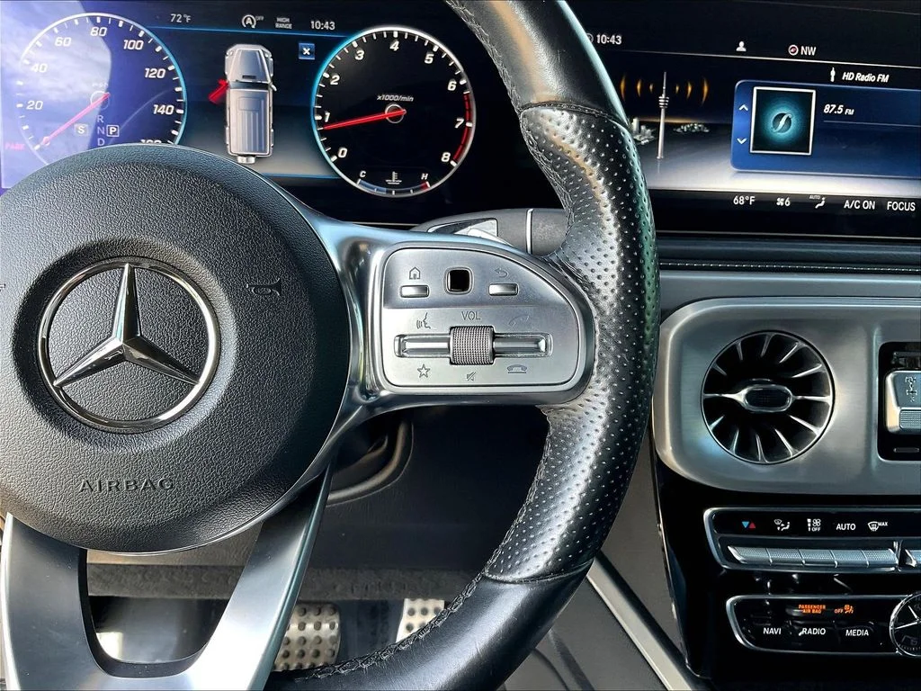 Used 2021 Obsidian Black Metallic Mercedes-Benz G 550 image 12