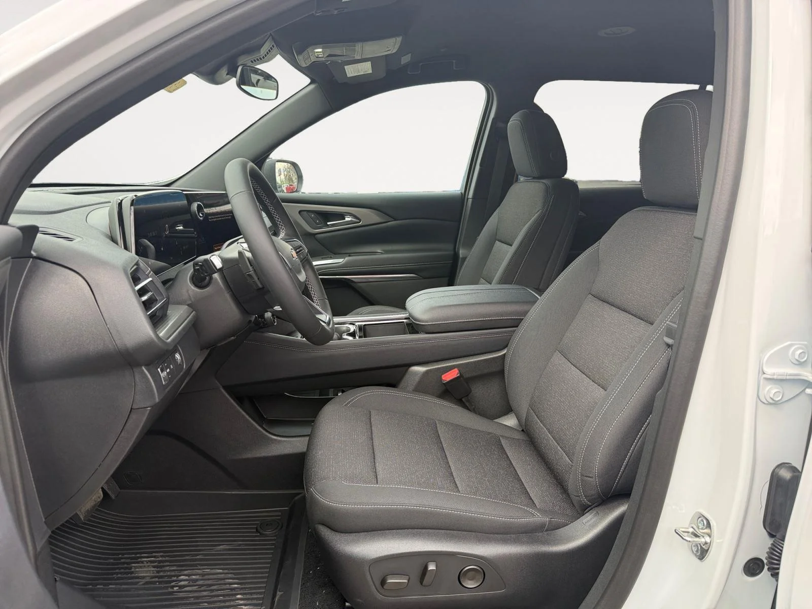 New 2026 Summit White Chevrolet LT image 10