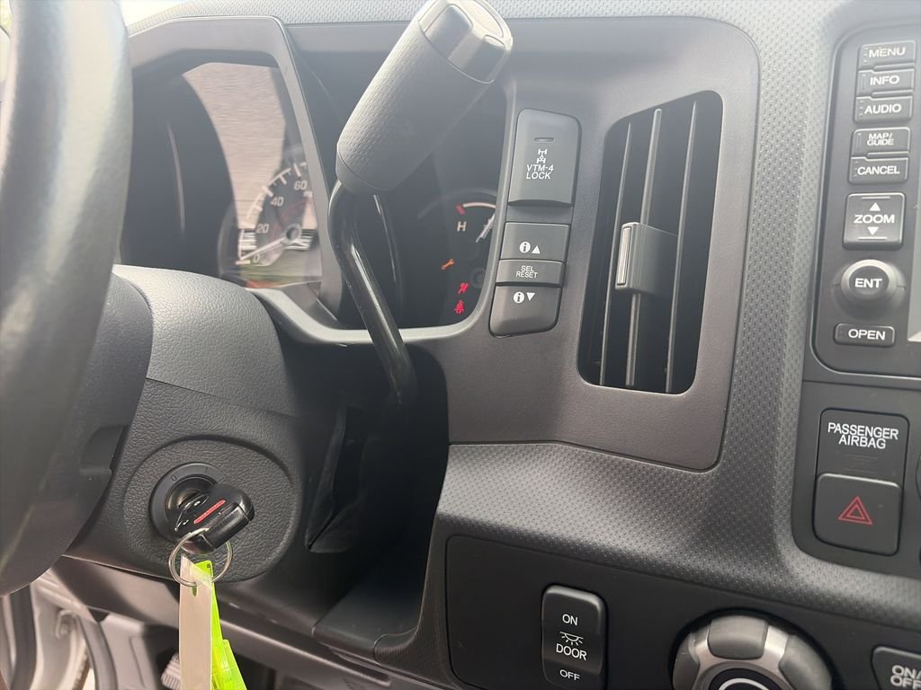 Used 2012 Silver Honda RTL image 28