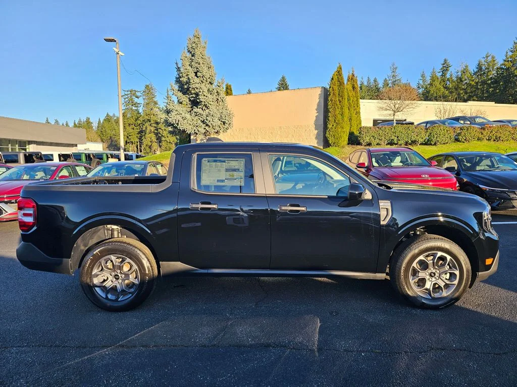New 2026 Shadow Black Ford XLT image 8