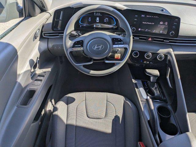 New 2026 Gray Hyundai SE image 15