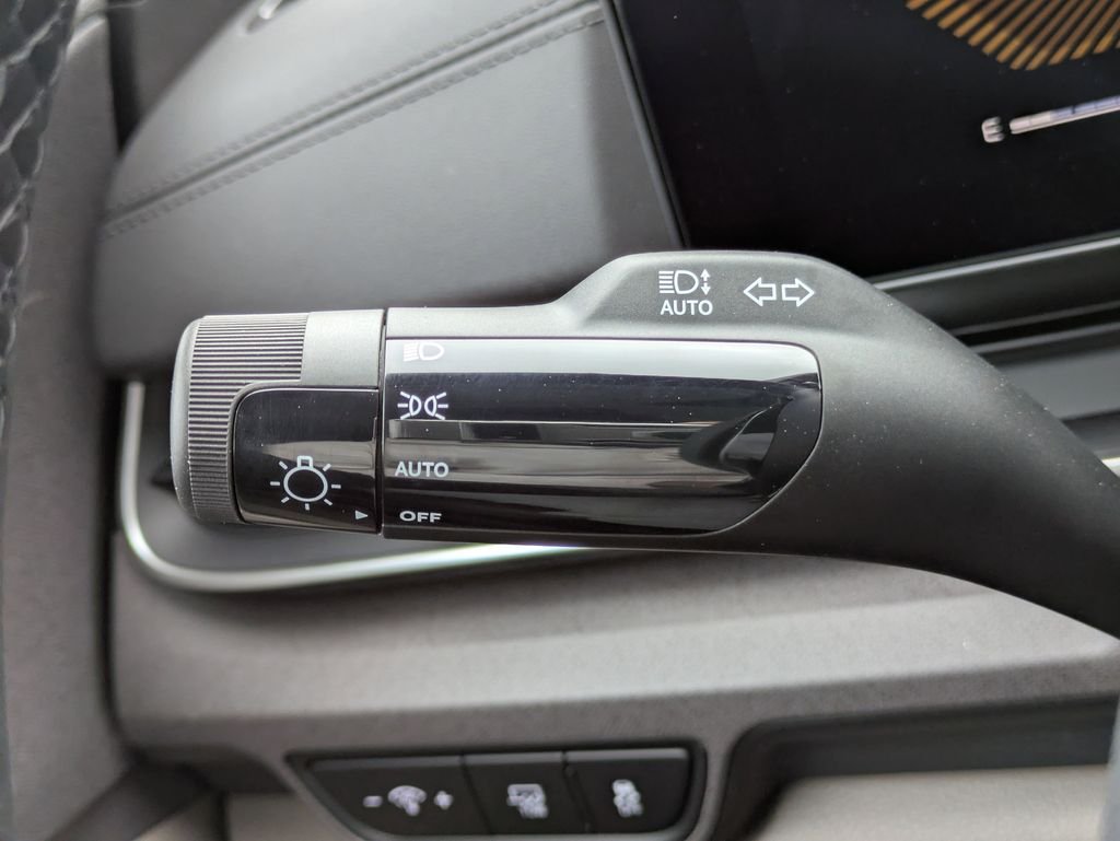 New 2026 Ceramic Silver Kia EX image 30