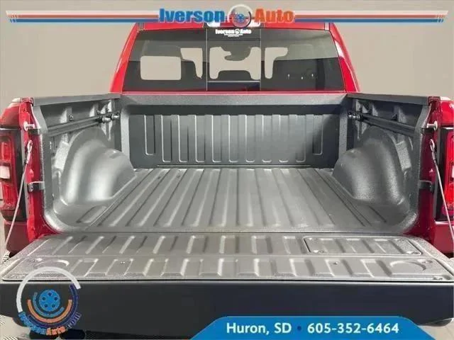 New 2026 Molten Red Pearl-Coat Exterior Paint RAM LARAMIE image 9