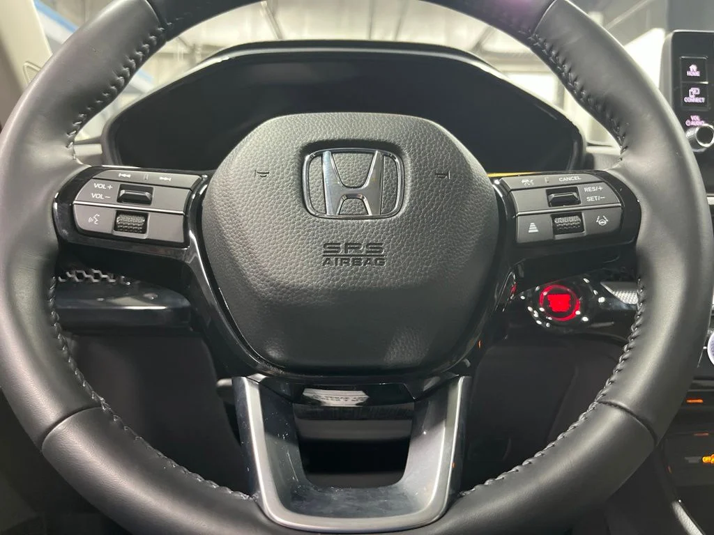 Used 2026 Crystal Black Pearl Honda EX-L image 16