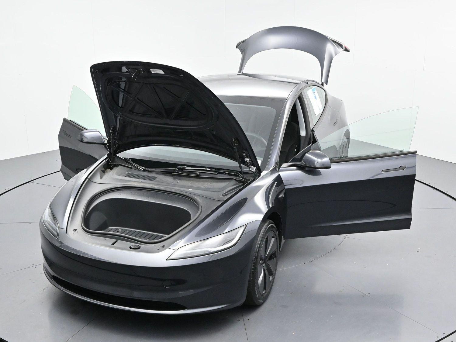 Used 2025 Stealth Grey Tesla Long Range image 38