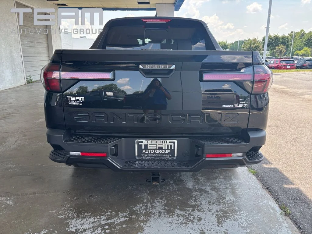 Used 2024 Black Hyundai NIGHT image 27