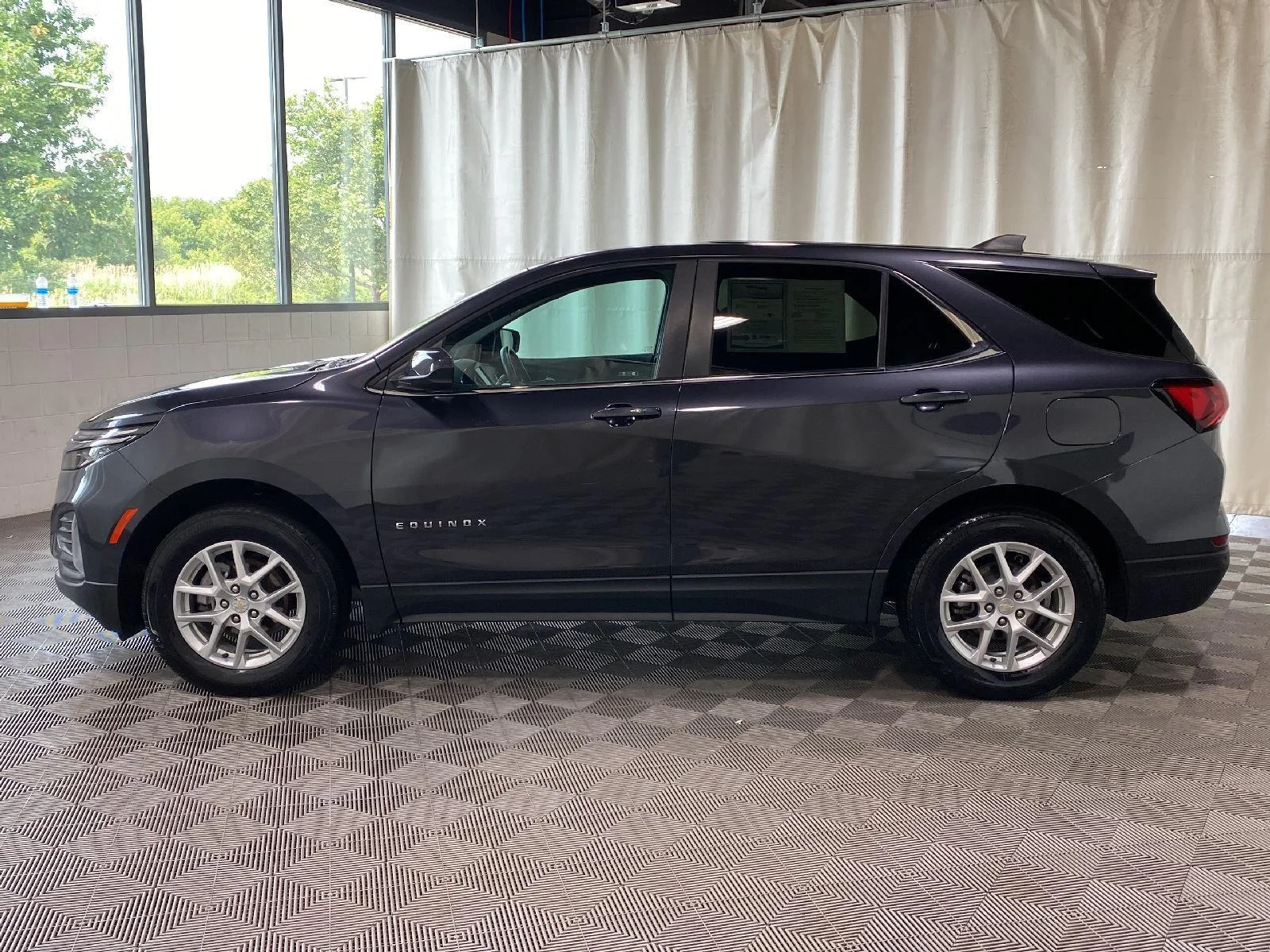 Used 2023 Iron Gray Metallic Chevrolet LT image 15