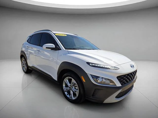 Used 2023 Lunar White Hyundai SEL image 7