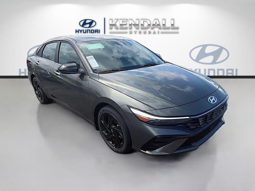 New 2026 Amazon Gray Hyundai SEL Sport Premium image 1