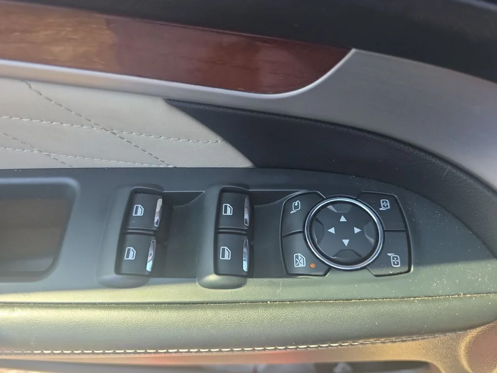 Used 2018 Silver Ford Platinum image 21