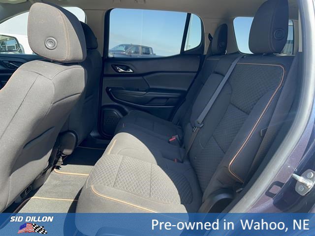 Used 2018 Blue Steel Metallic GMC SLE image 18