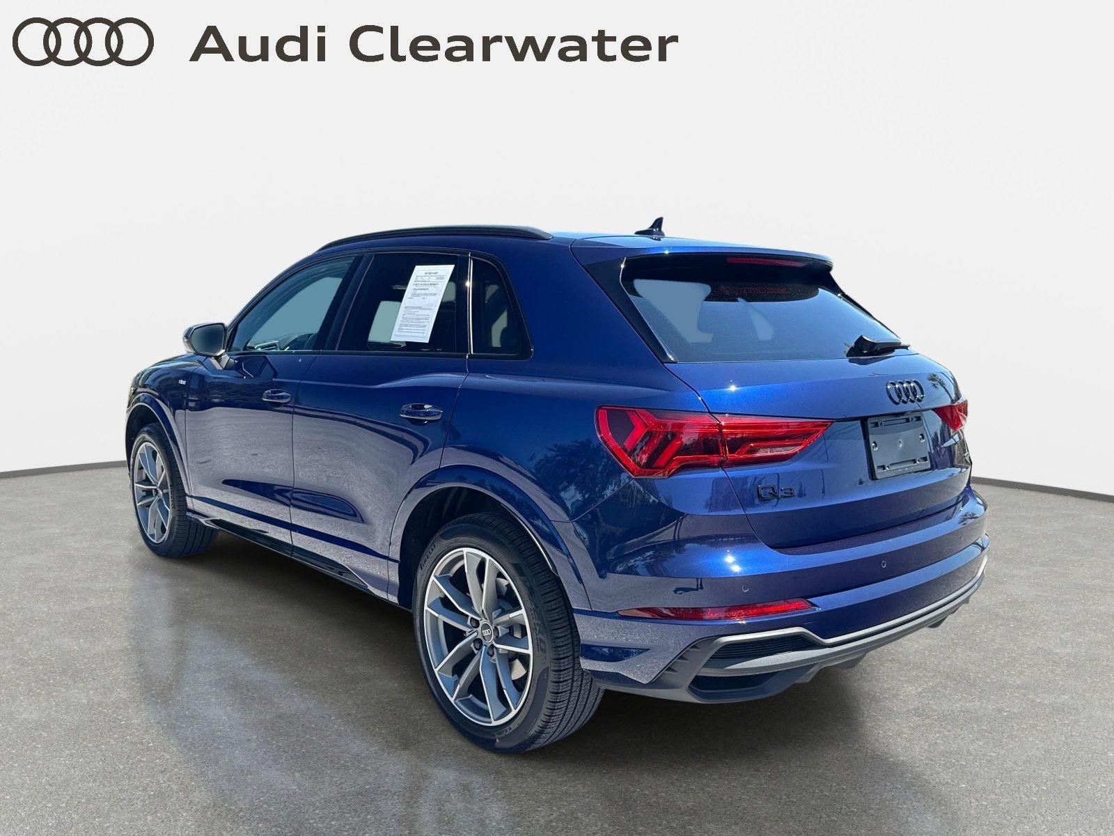 View vehicle photo 2