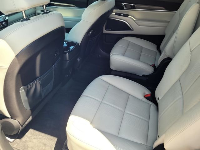 Used 2022 White Kia SX image 13