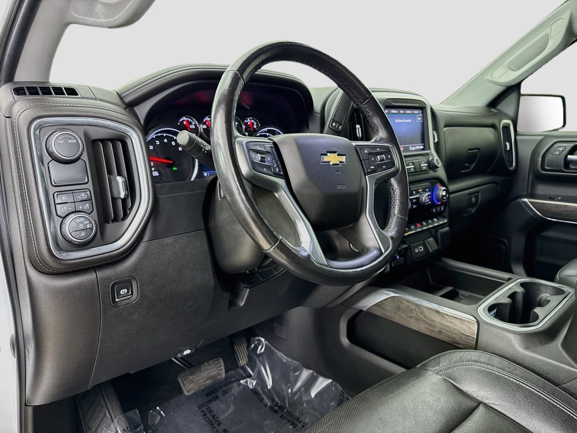 Used 2020 SUMMIT WHITE Chevrolet LTZ image 11