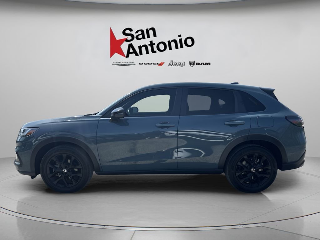Used 2025 White Honda Sport image 9