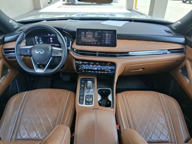 Used 2025 Black INFINITI Autograph image 9