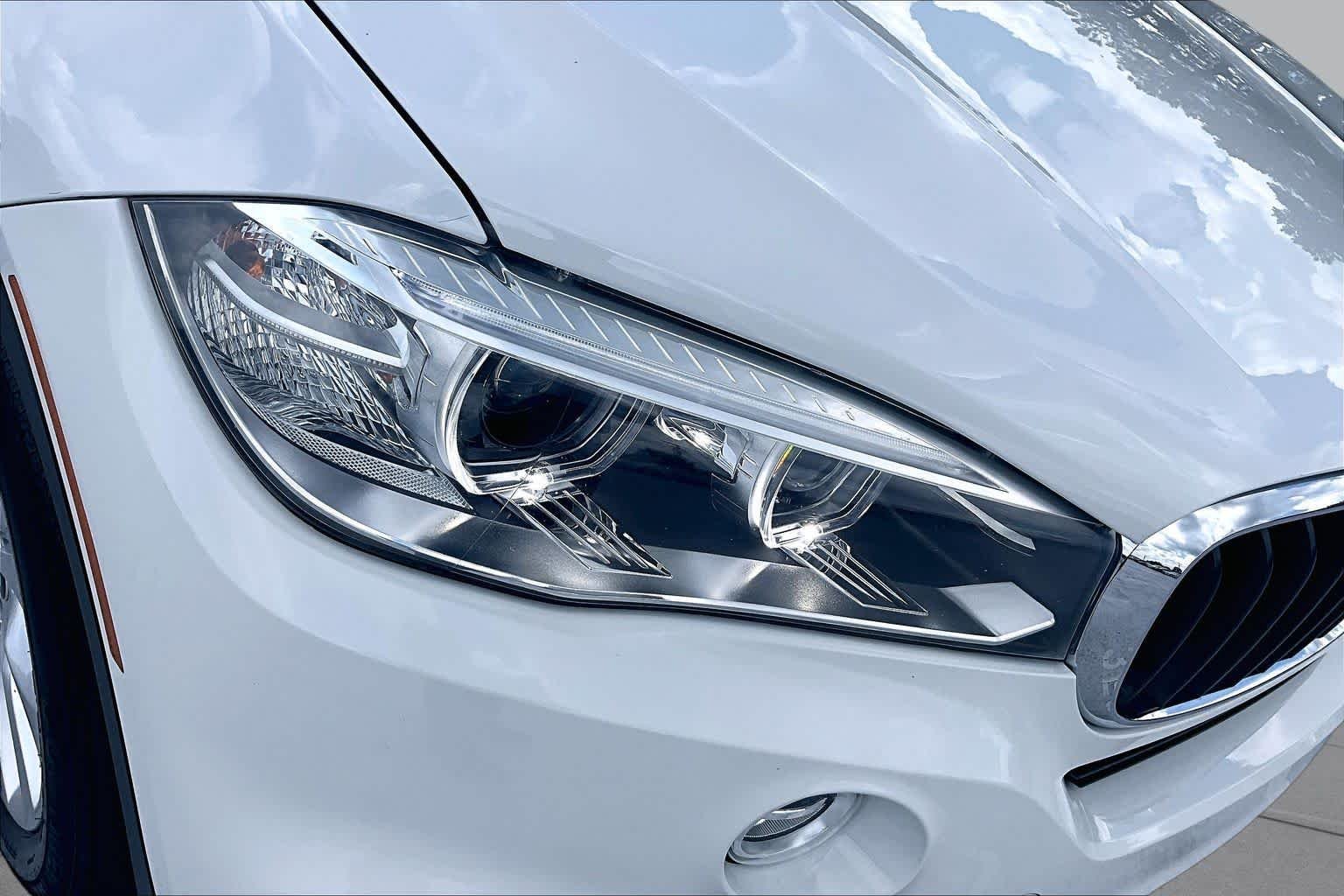 Used 2016 Mineral White Metallic BMW sDrive35i image 27