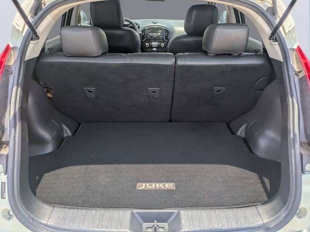 Used 2011 White Nissan SV image 12
