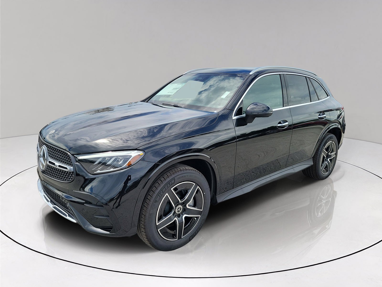 New 2026 Black Mercedes-Benz GLC 300 image 3