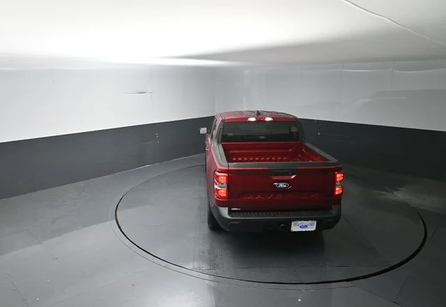 New 2026 Ruby Red Metallic Tinted Clearcoat Ford XLT image 27