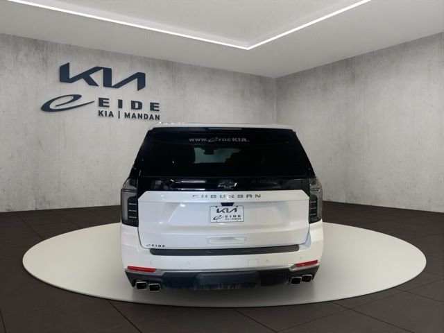 Used 2025 Black Chevrolet High Country image 13