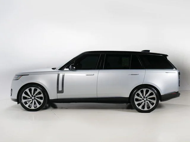 Used 2025 Hakuba Silver Metallic Land Rover Autobiography image 6