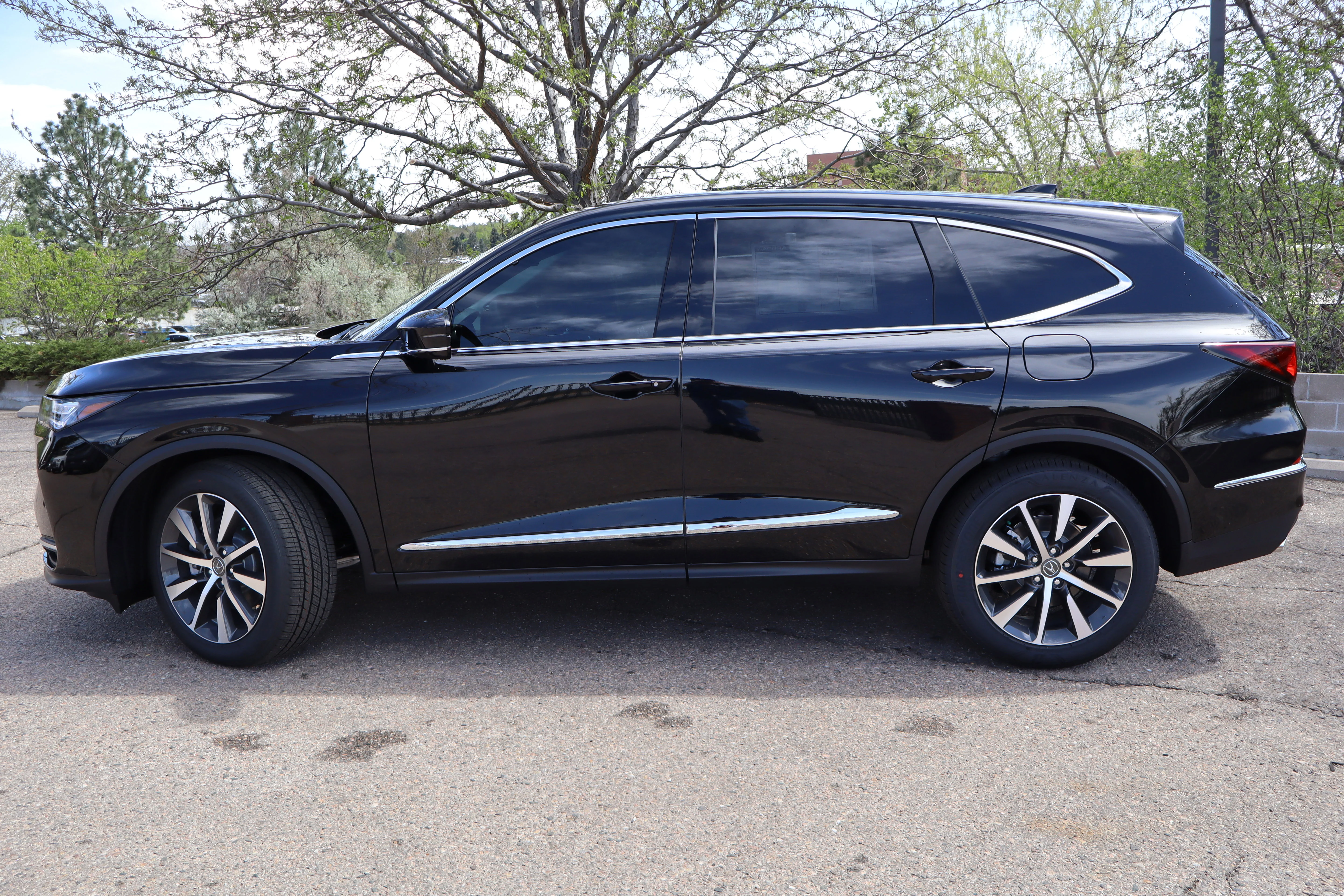 New 2026 Majestic Black Pearl Acura w/Technology Package image 3