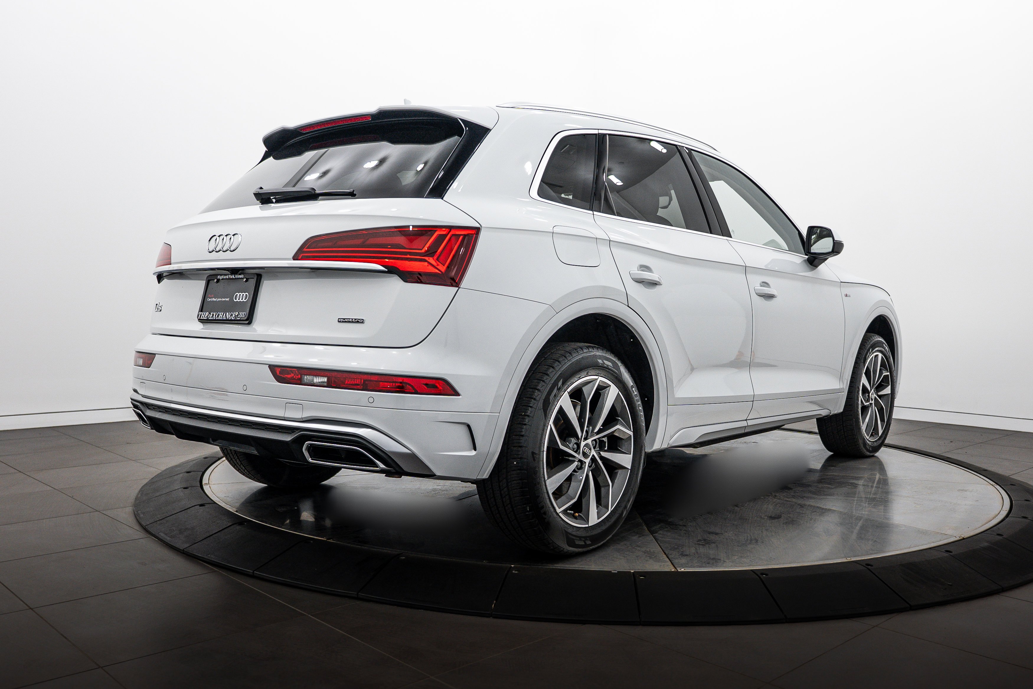 Certified Used 2024 Glacier White Metallic Audi S line Premium Plus image 4