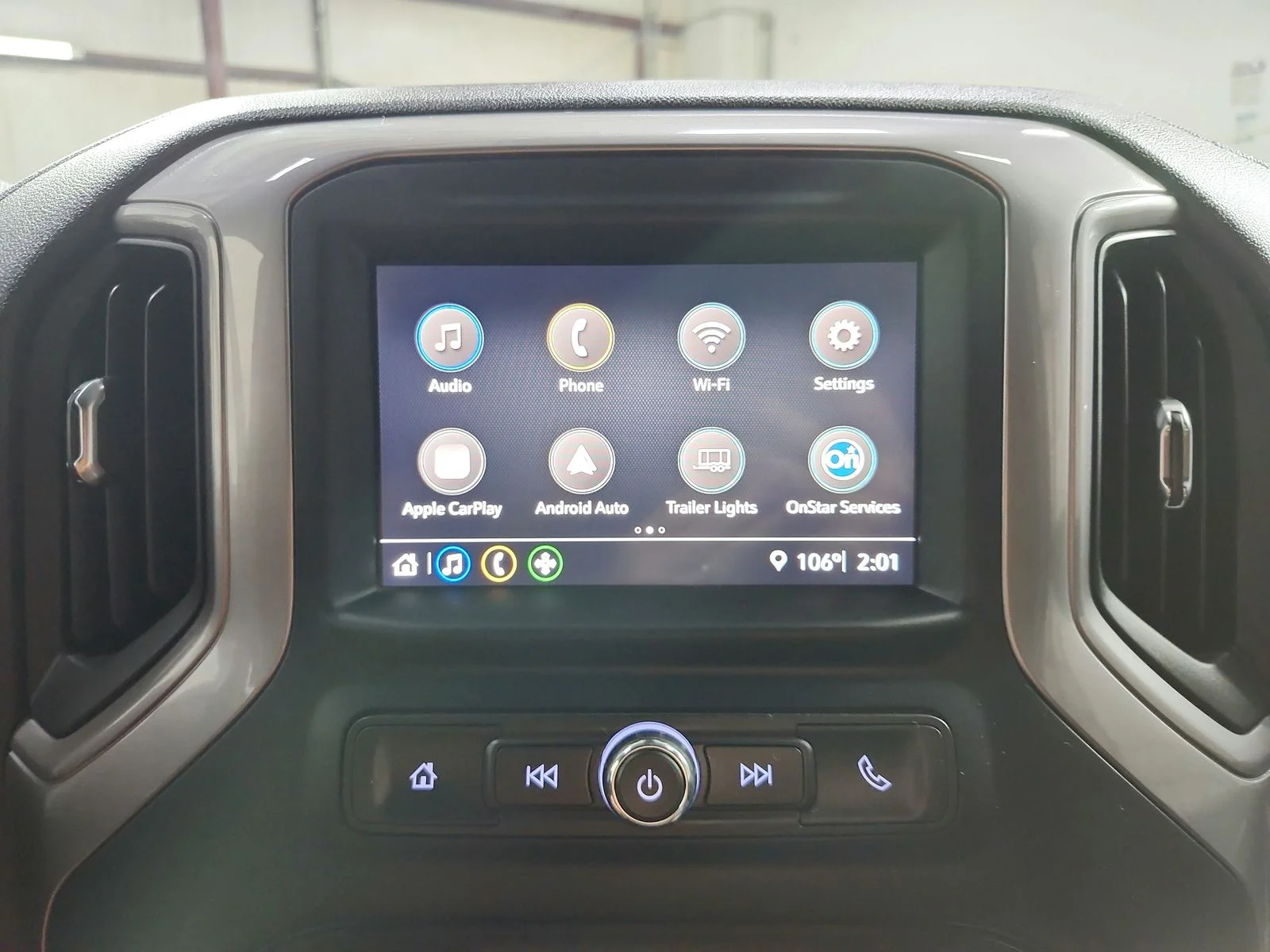 Used 2022 White Chevrolet Custom Trail Boss image 17