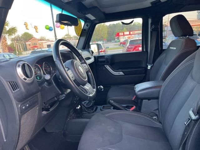 Used 2016 Black Jeep Unlimited Rubicon image 7