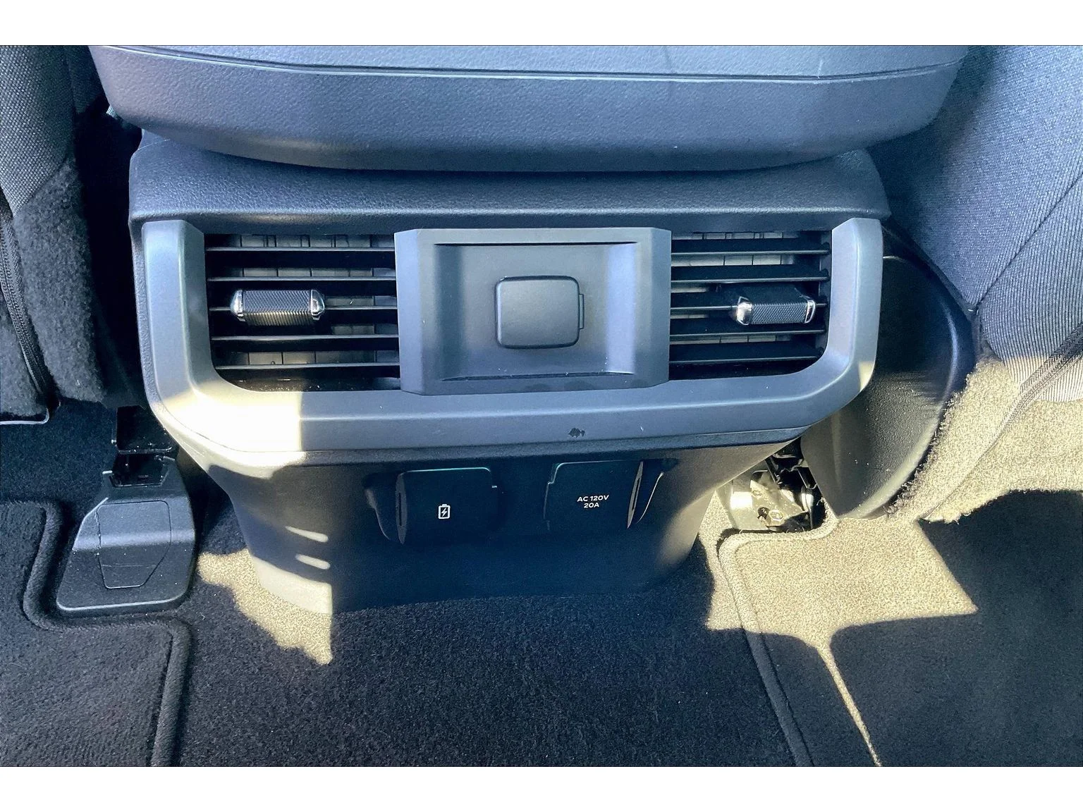 Used 2024 Gray Ford XLT image 23