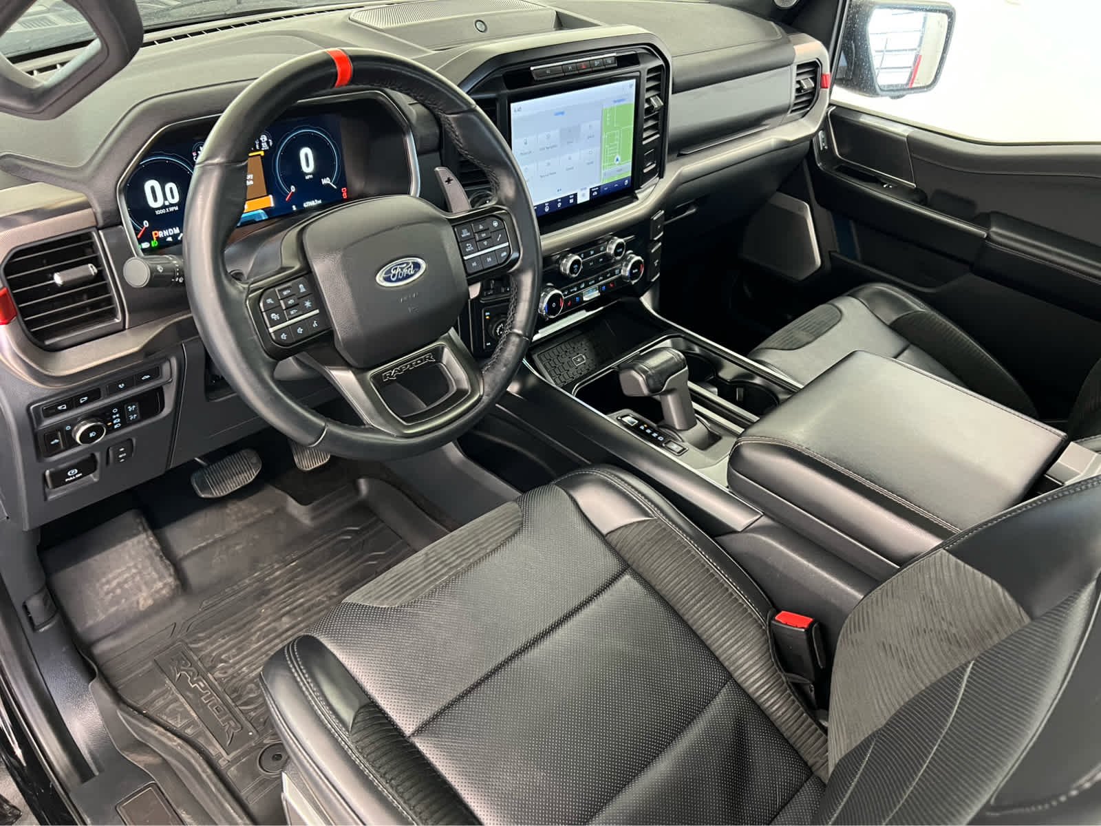 2023 Ford F-150 Raptor - Photo 14