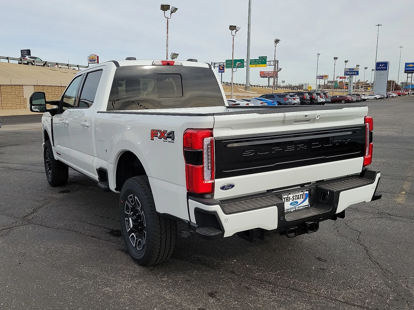 New 2026 Star White Metallic Tri-Coat Ford F-250&reg; Platinum&reg; image 3