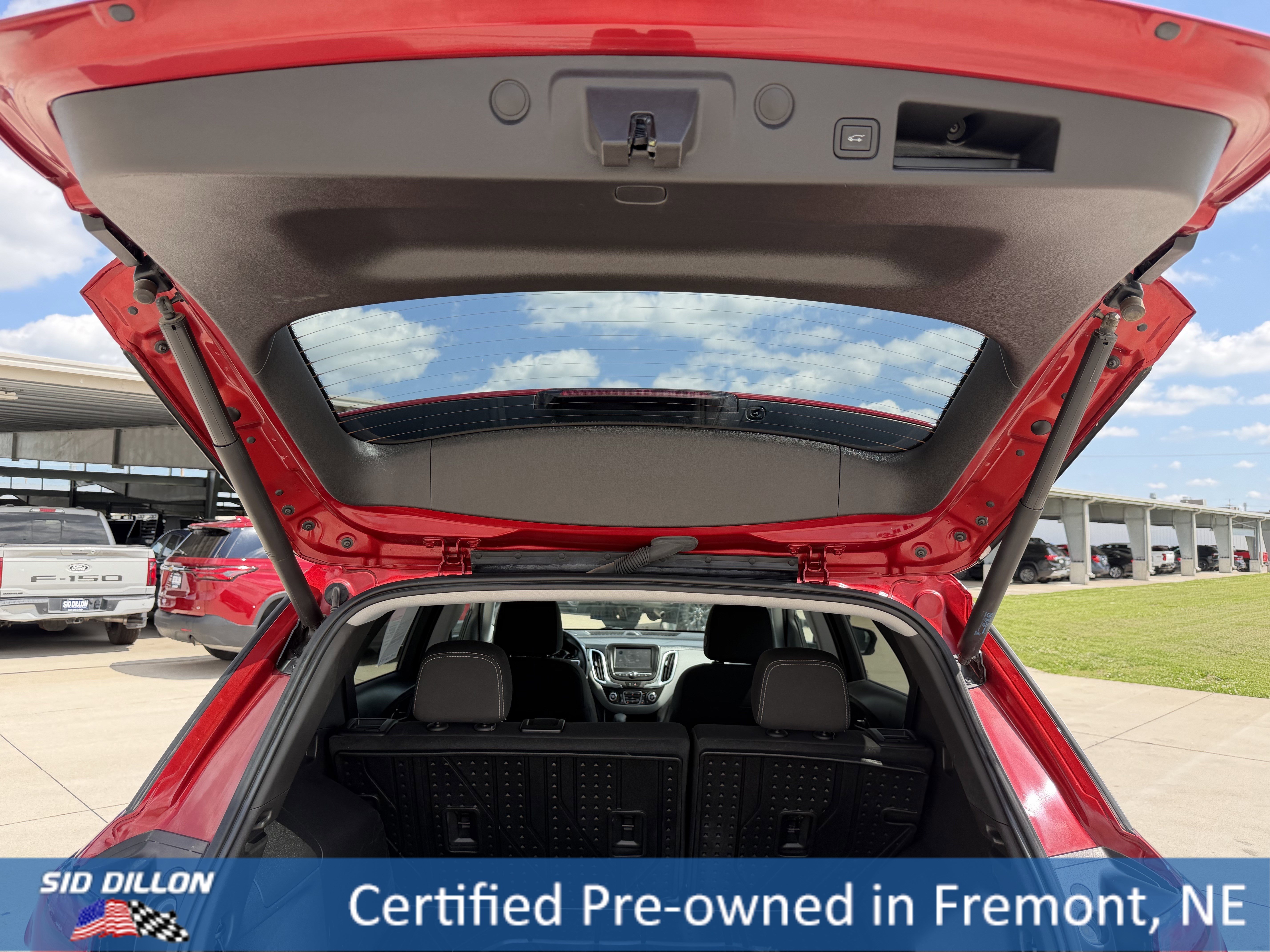 Used 2024 Radiant Red Tintcoat Chevrolet LT image 10