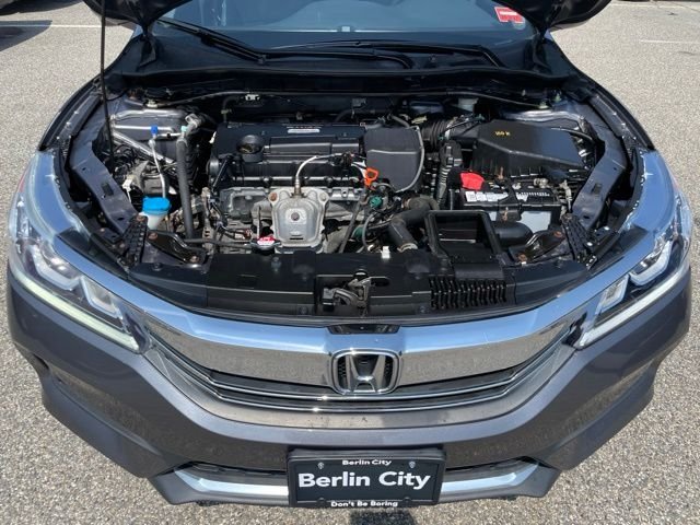 2017 Honda Accord EX - Photo 9