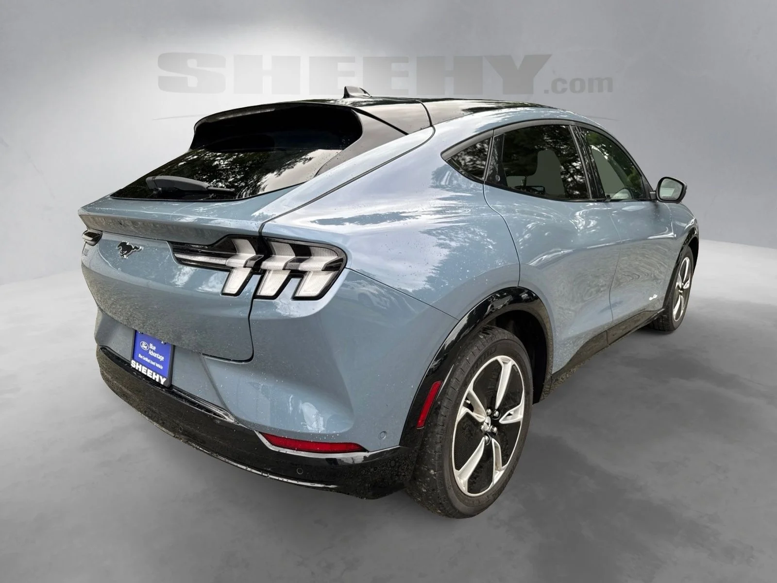 Certified Used 2023 Vapor Blue Metallic Ford Premium image 19