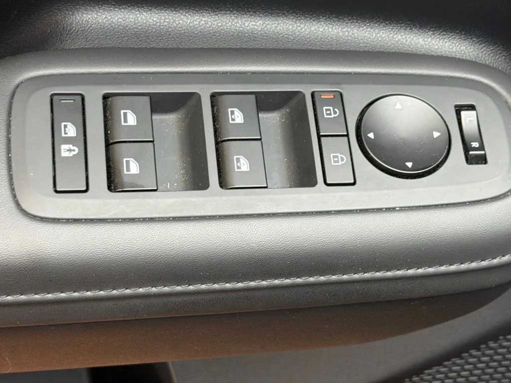 Used 2026 Rockwood Green Hyundai SEL image 23