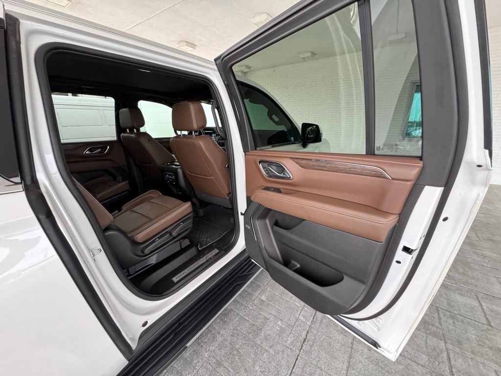 Used 2024 Beige Chevrolet High Country image 25