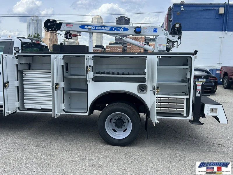 2025 Ford F-600 Super Duty Chassis Cab XL - Photo 10