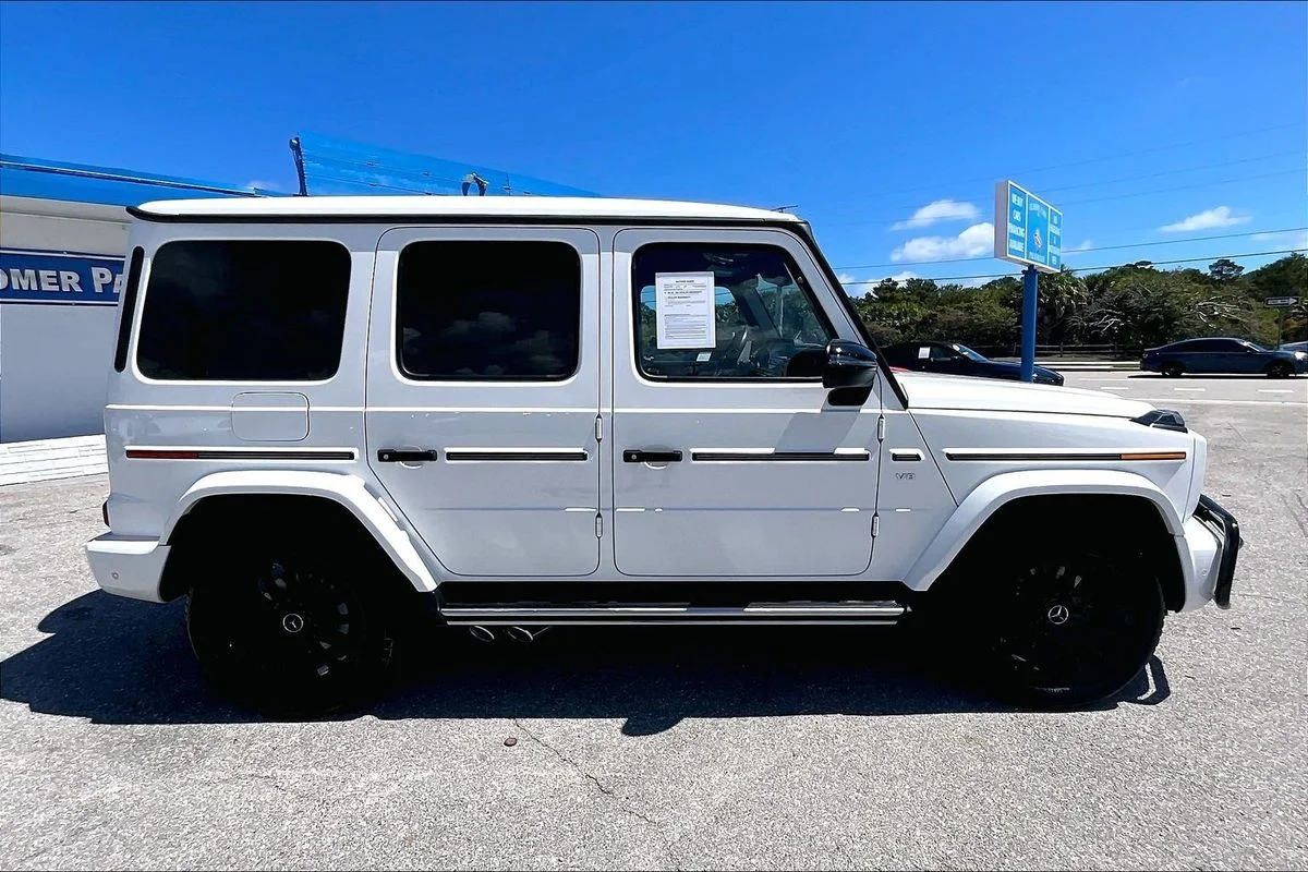 Used 2021  Mercedes-Benz SUV image 31