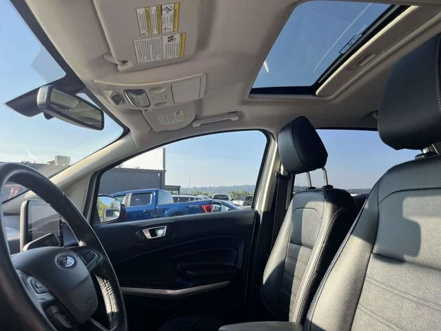 Used 2021 White Ford Titanium image 21