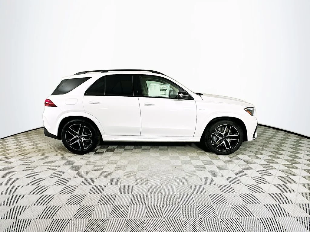 2026 Mercedes-Benz GLE AMG GLE 53 - Photo 8