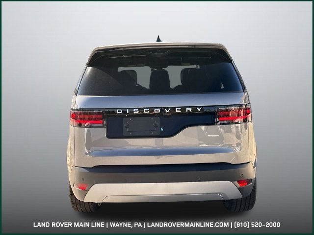 New 2026 Eiger Grey Land Rover S image 4