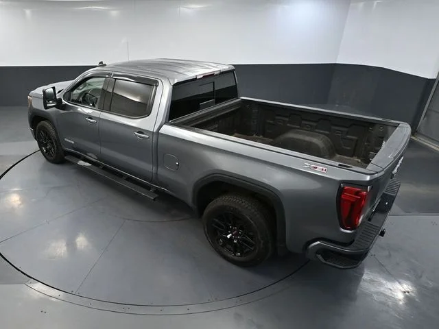 Used 2021 Silver GMC Elevation image 47