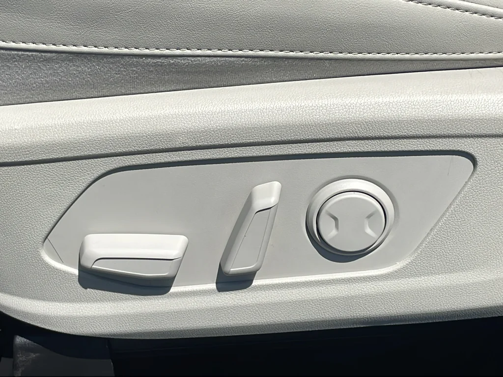 Certified Used 2024 Green Kia X-Line EX image 18