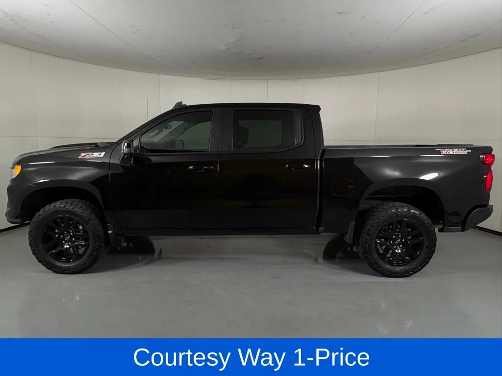 Used 2024 Black Chevrolet LT Trail Boss image 6