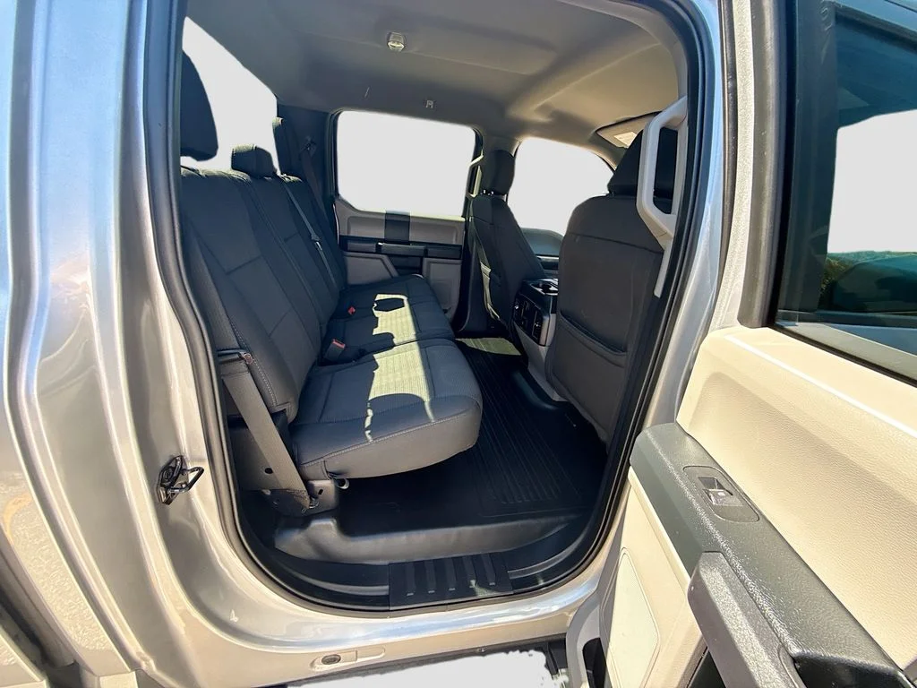 Used 2020 Silver Ford XL image 29