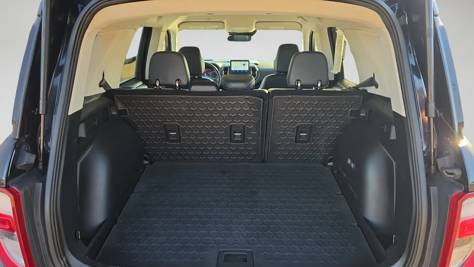 Used 2021 Black Ford Outer Banks image 21