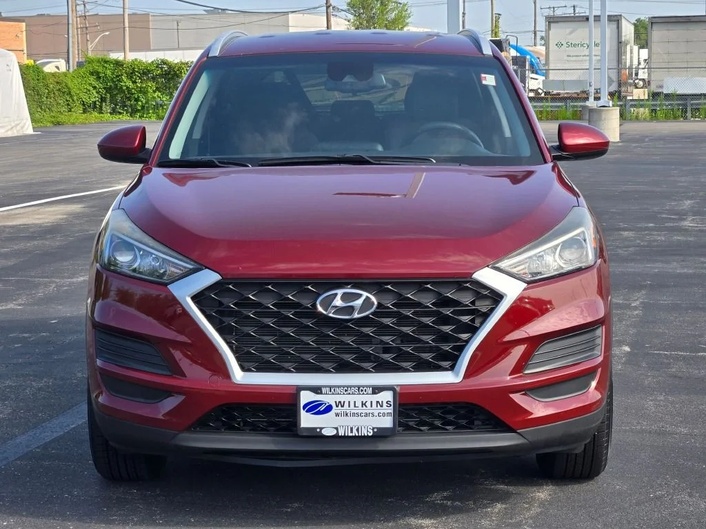 Used 2019 Red Hyundai Value image 3